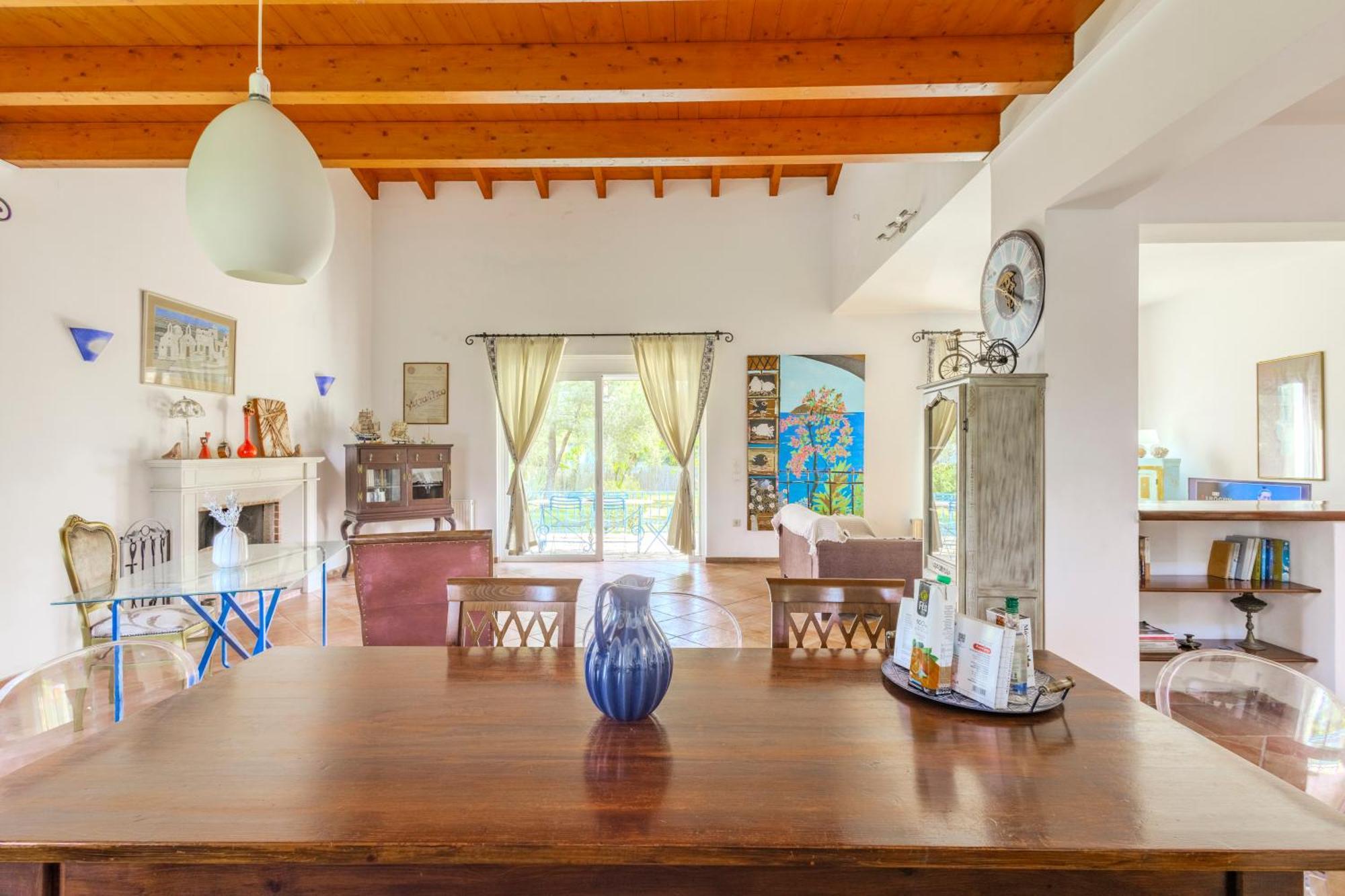 Lefka Villa *