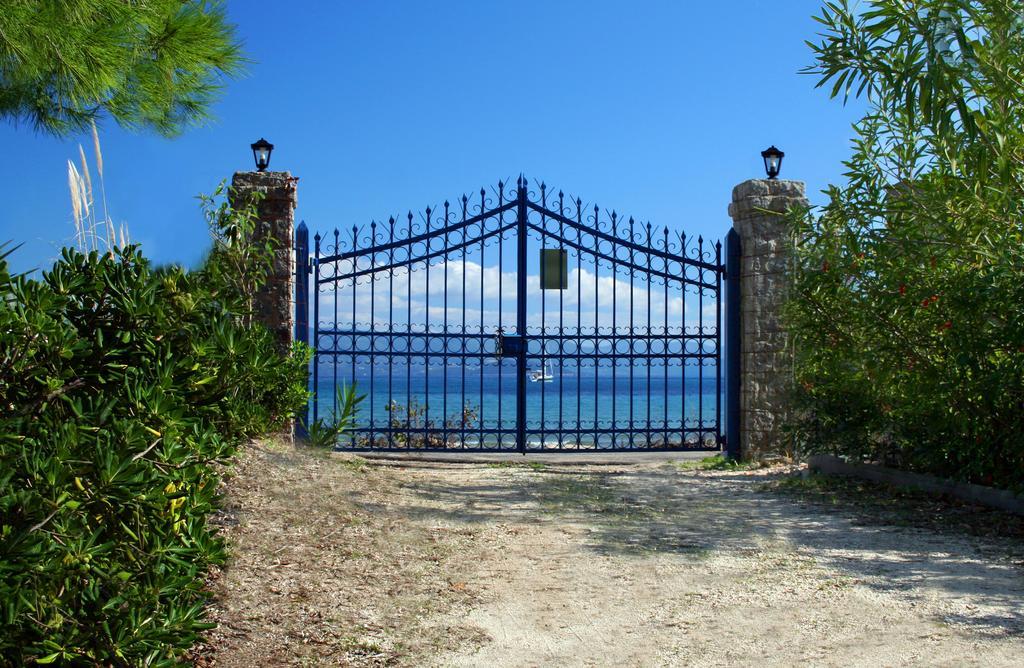 Villa Lefka *